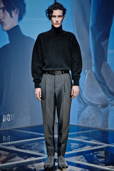 Look 2